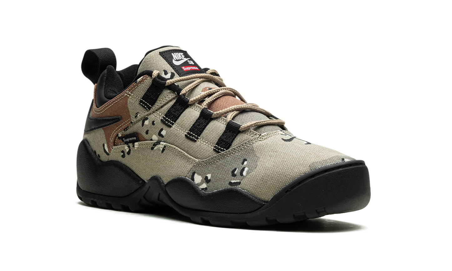 SB Darwin Low "Supreme - Khaki" FQ3000 200