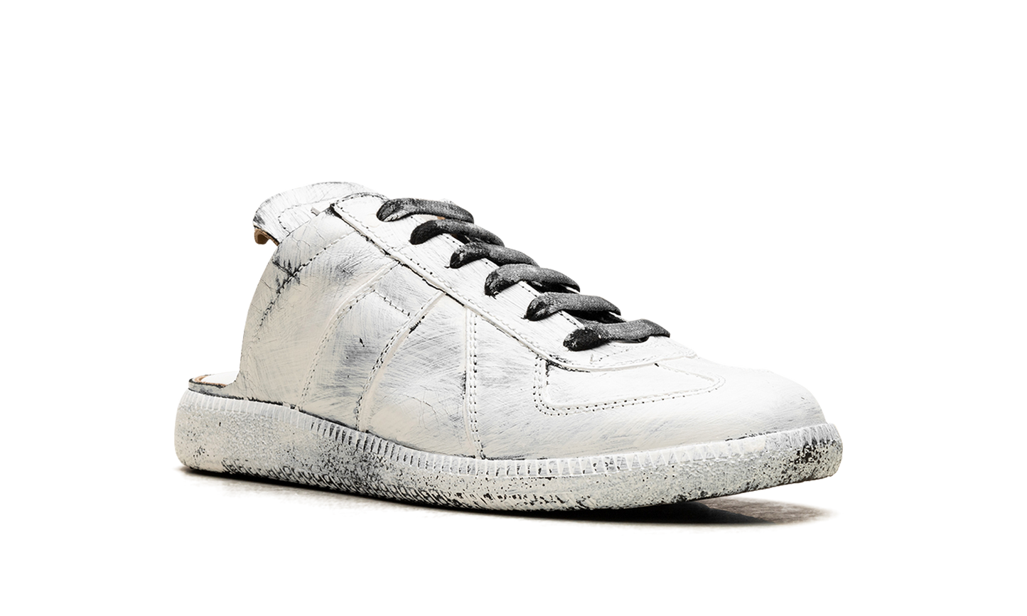 Open On The Back Replica WMNS "Painted - White"