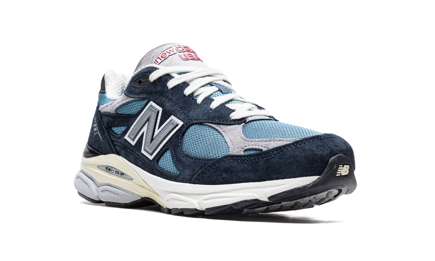 990v3 "Teddy Santis - Castlerock" M990TE3