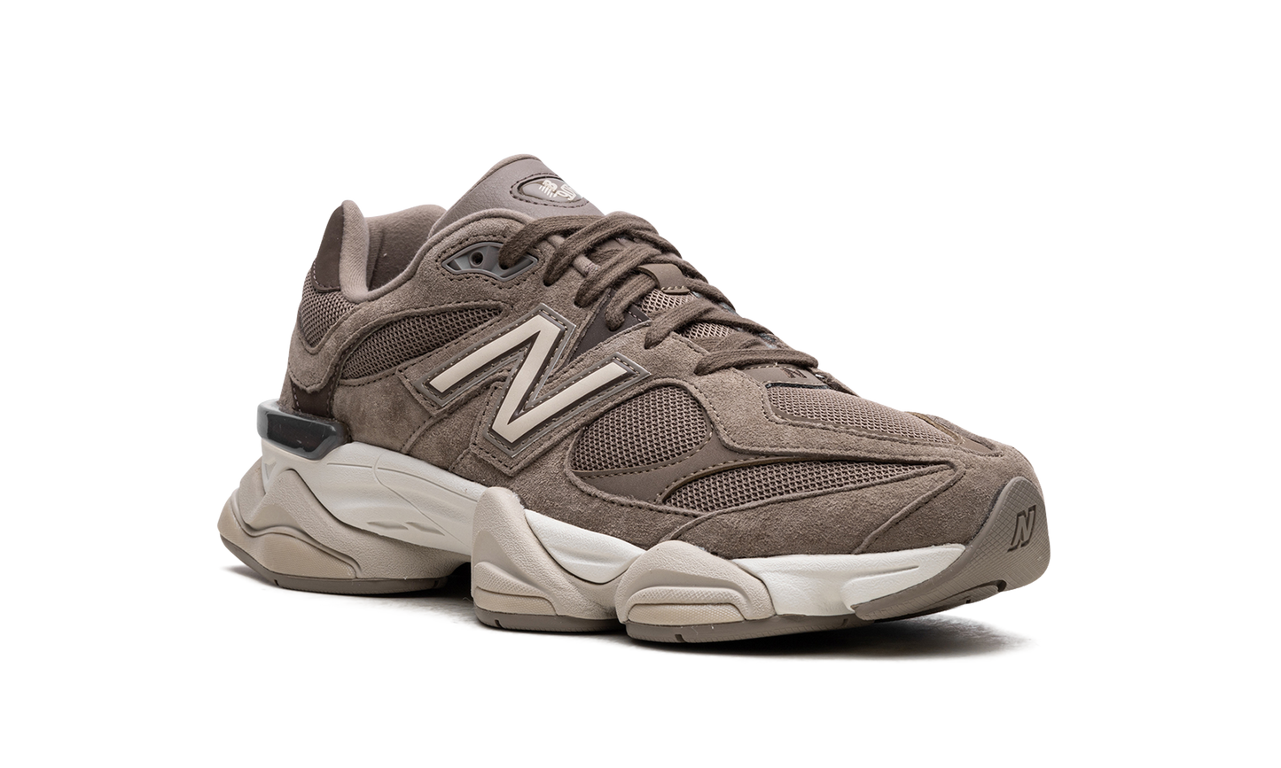 9060 "Mushroom Brown" U9060JMR