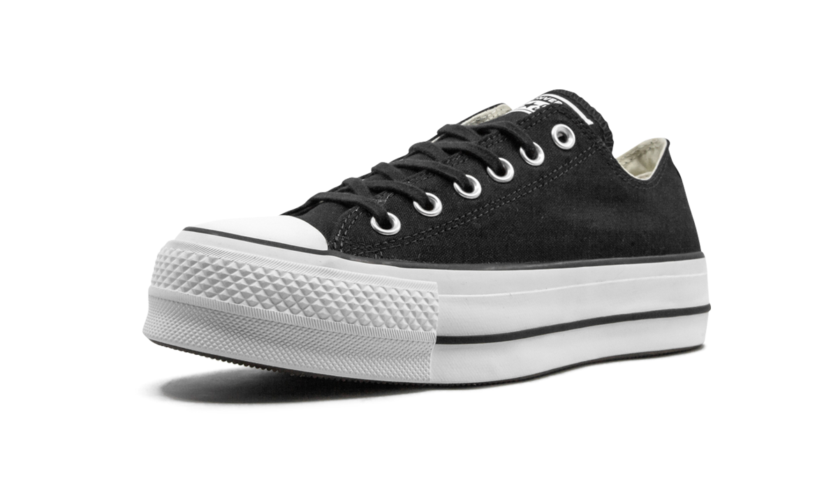 CTAS LIFT OX WMNS "Black" 560250C
