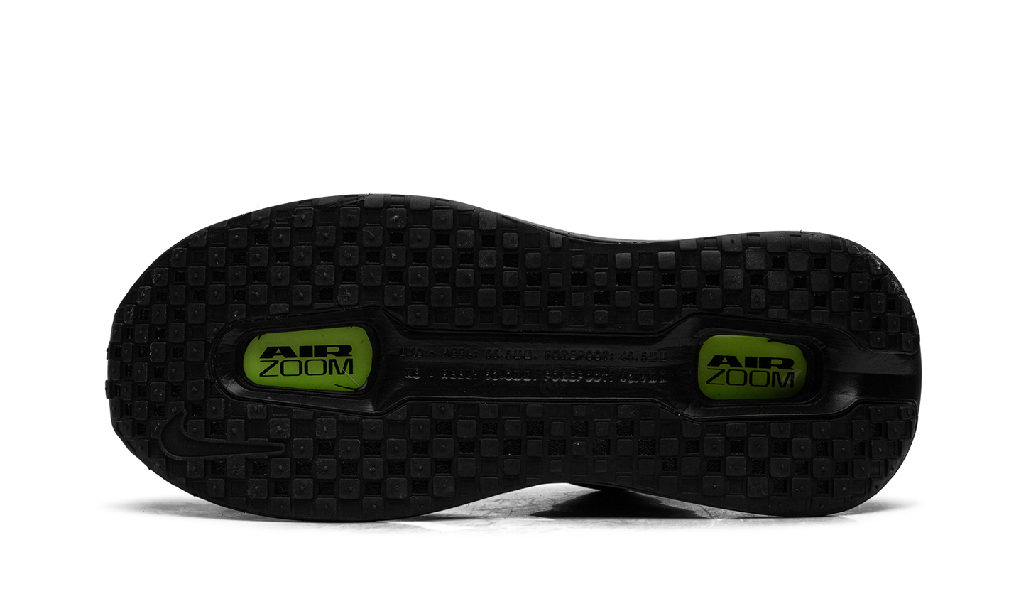 Vomero Premium "Black White" IQ0627 001