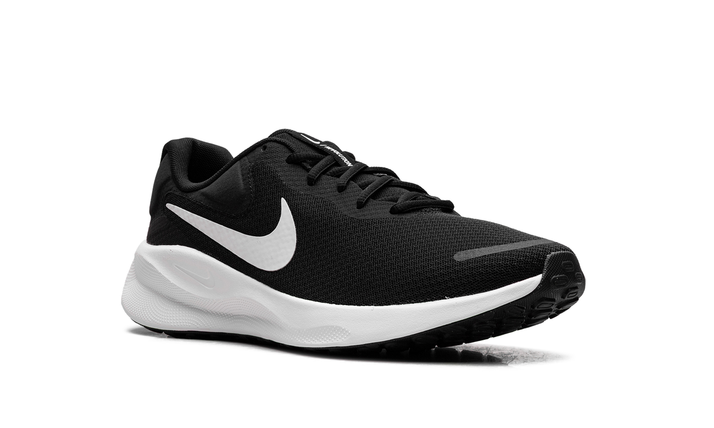 Revolution 7 "Black White" FB2207 001
