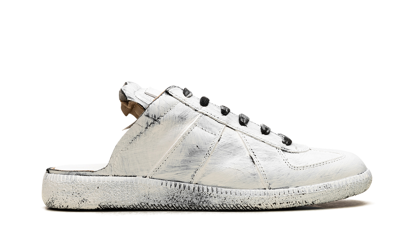 Open On The Back Replica WMNS "Painted - White"