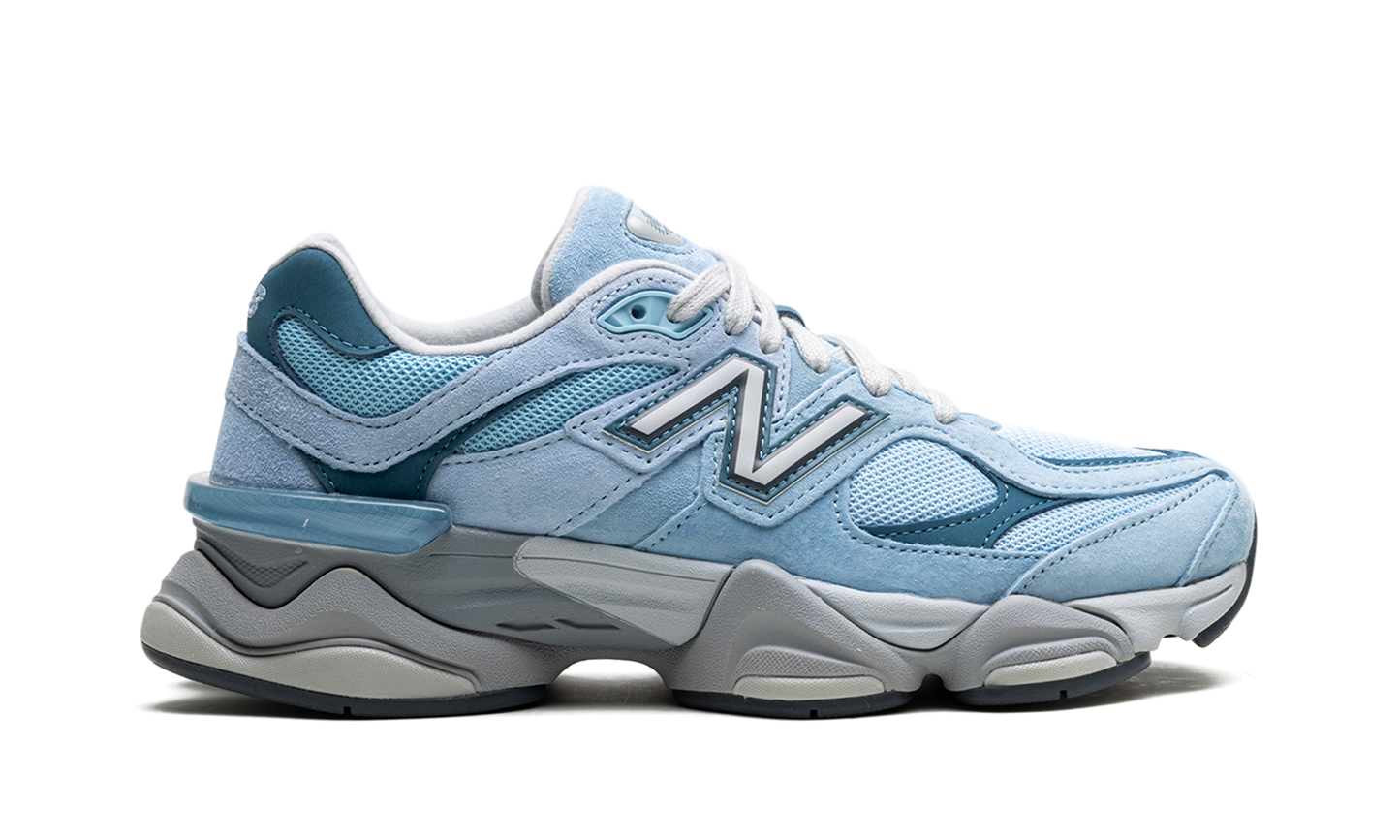 9060 "Chrome Blue" U9060EED