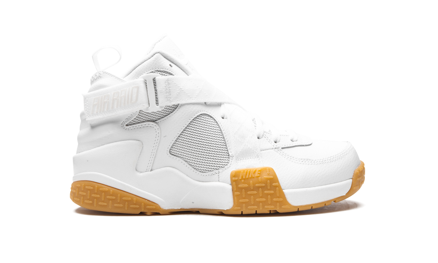 Air Raid "White / Gum" DJ5974 100