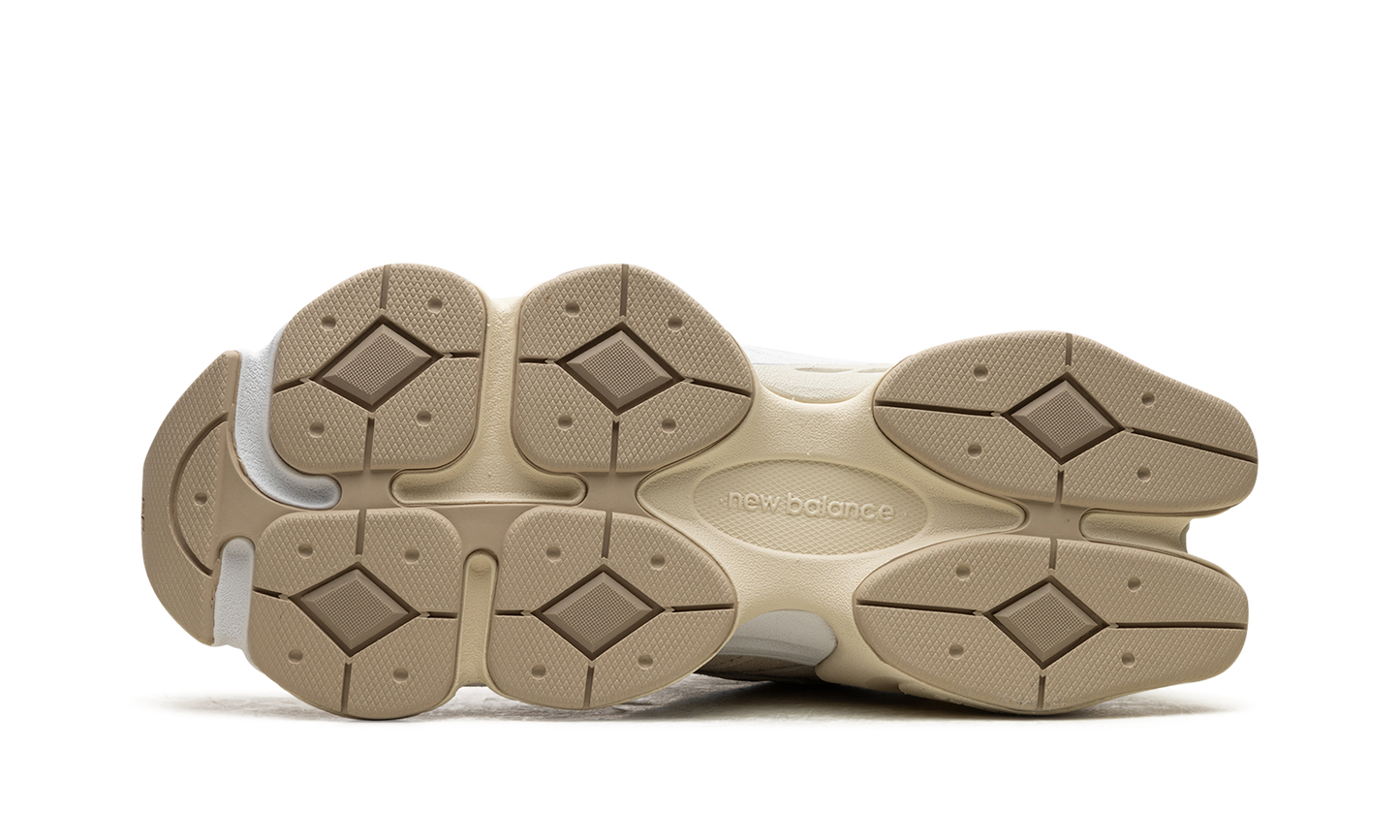 9060 "Mushroom Brown" U9060JAM