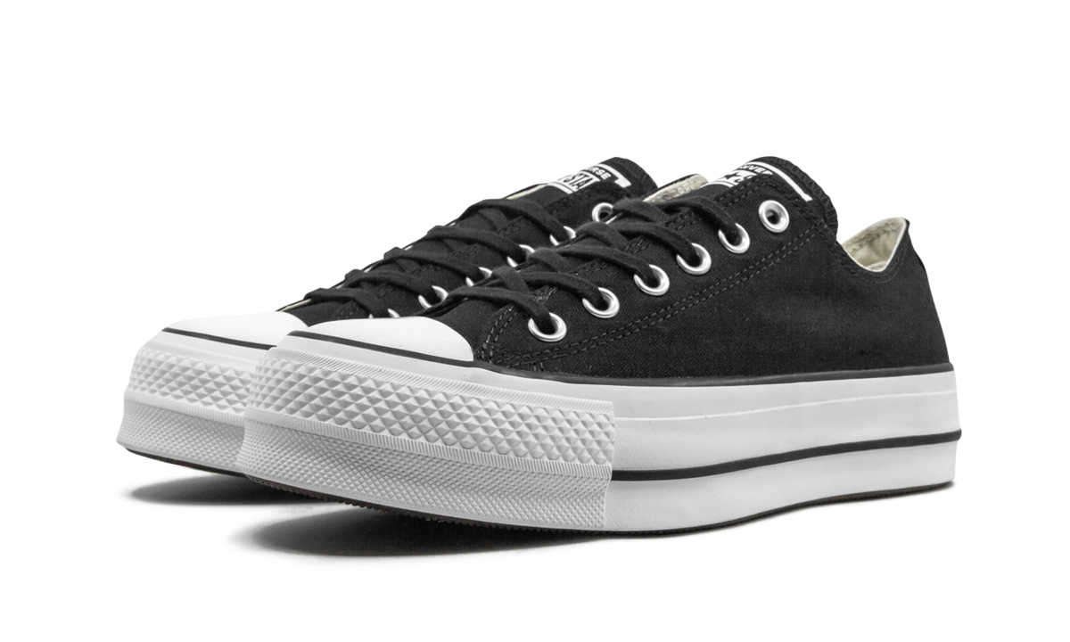 CTAS LIFT OX WMNS "Black" 560250C