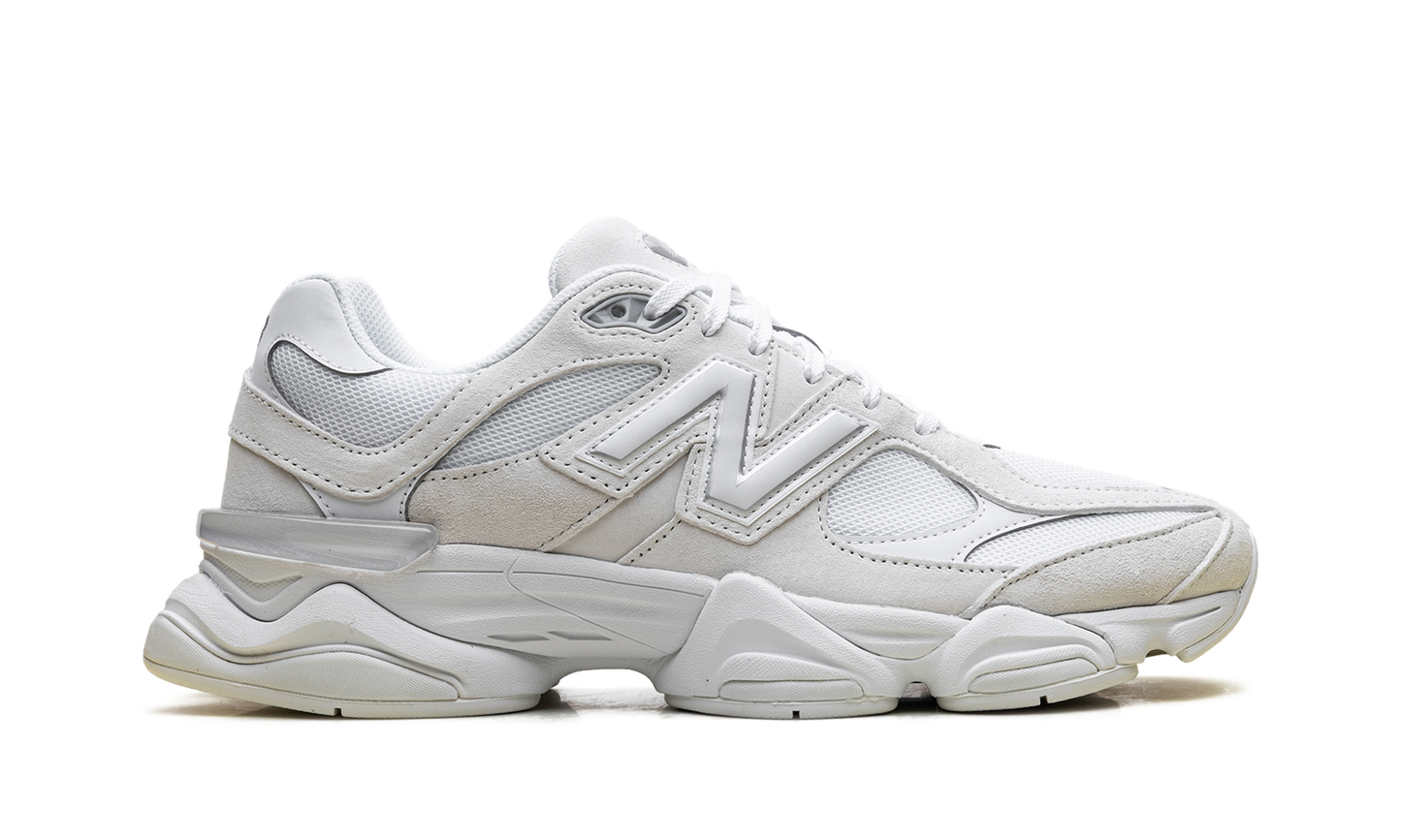 9060 "Reflection White" U906027Z
