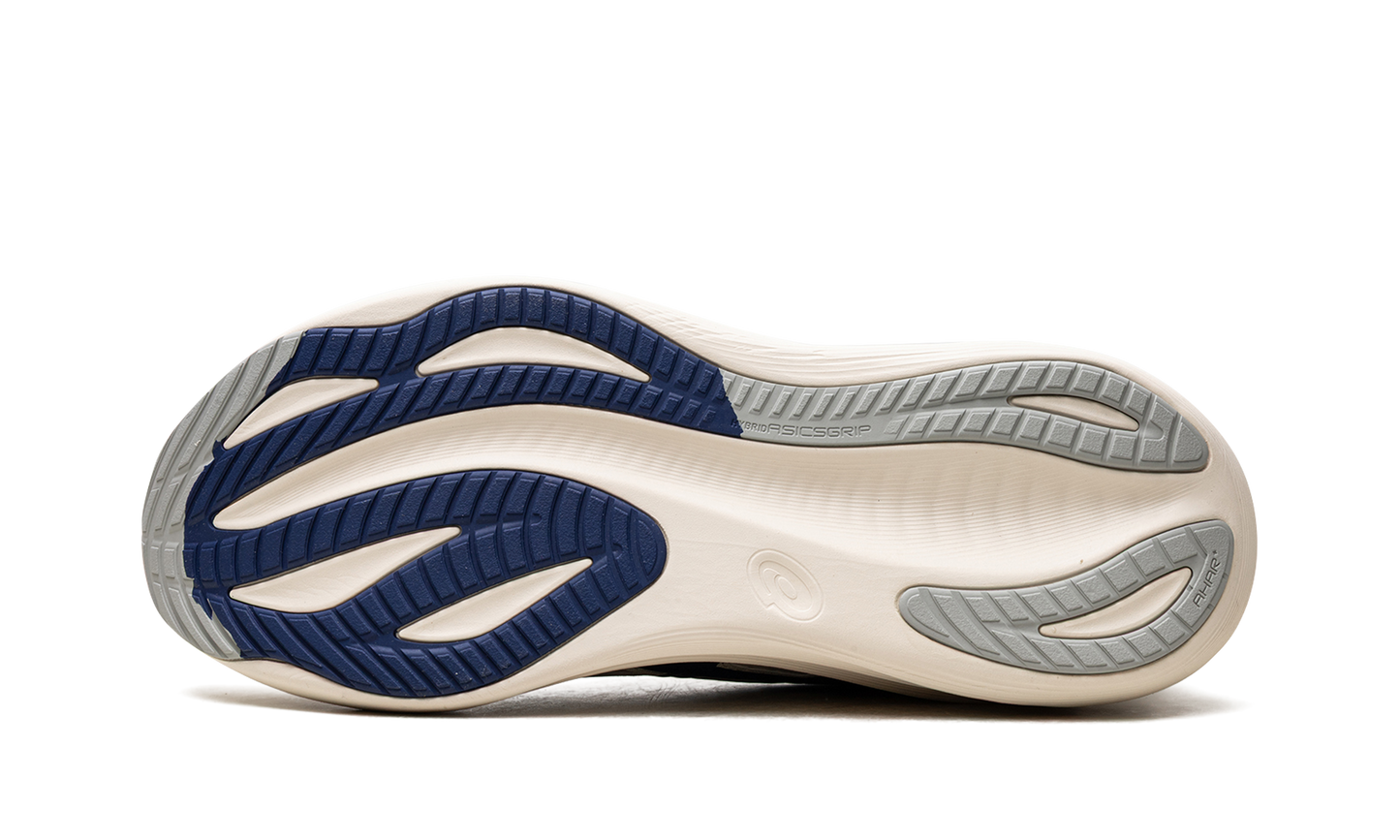 Gel-Nimbus 27 "ASICS Track Club" 1011C028 200