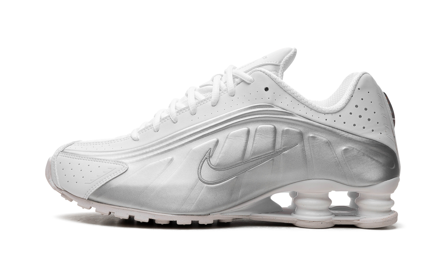 SHOX R4 MNS WMNS "Metallic silver" AR3565 101